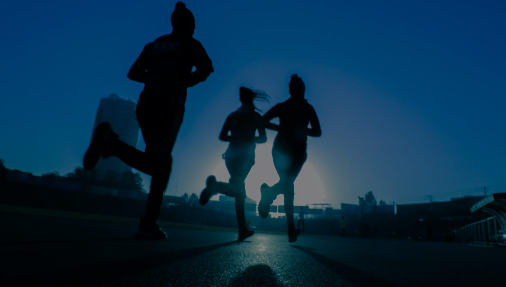 걷기와 달리기 러닝 중 다이어트 체중 감량에 더 효과적인 방법은?